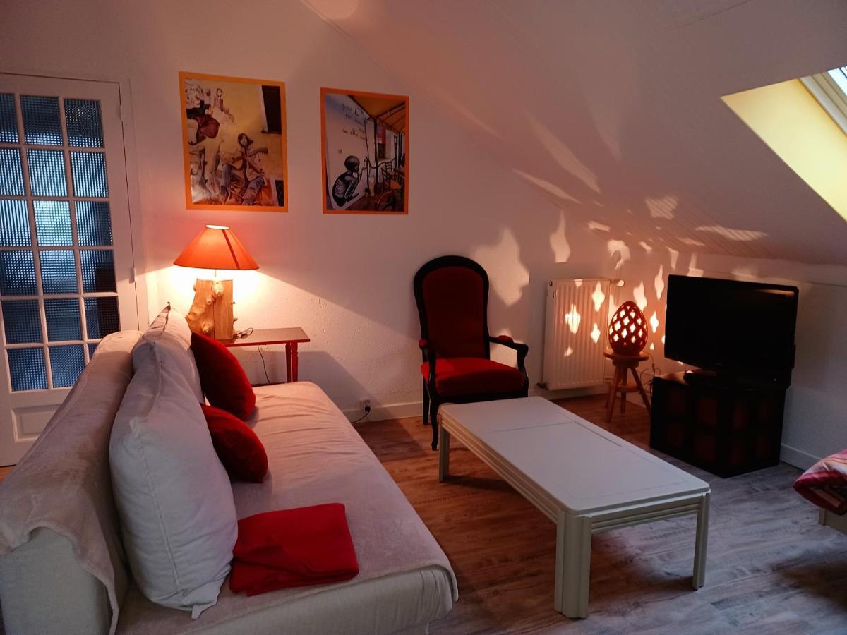 Appartement Dans Maison, Calme Assure Corancy Eksteriør billede
